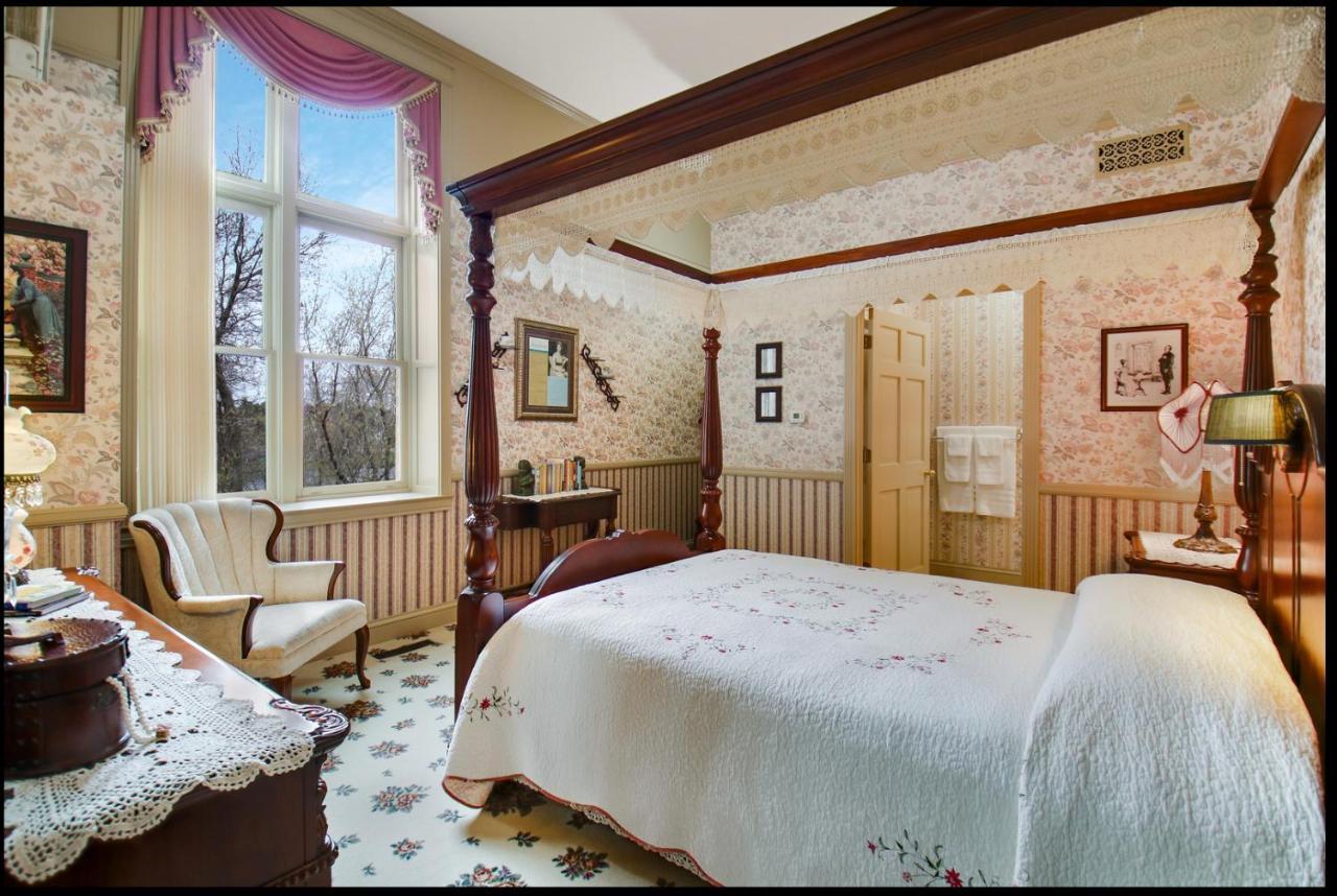 Carnegie Hall Boutique Hotel Ladysmith Bagian luar foto