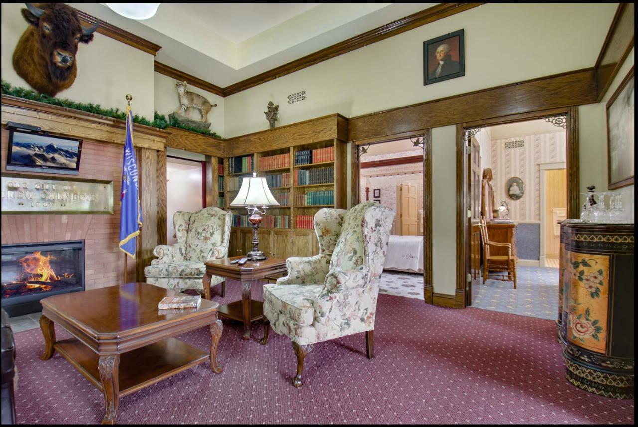 Carnegie Hall Boutique Hotel Ladysmith Bagian luar foto