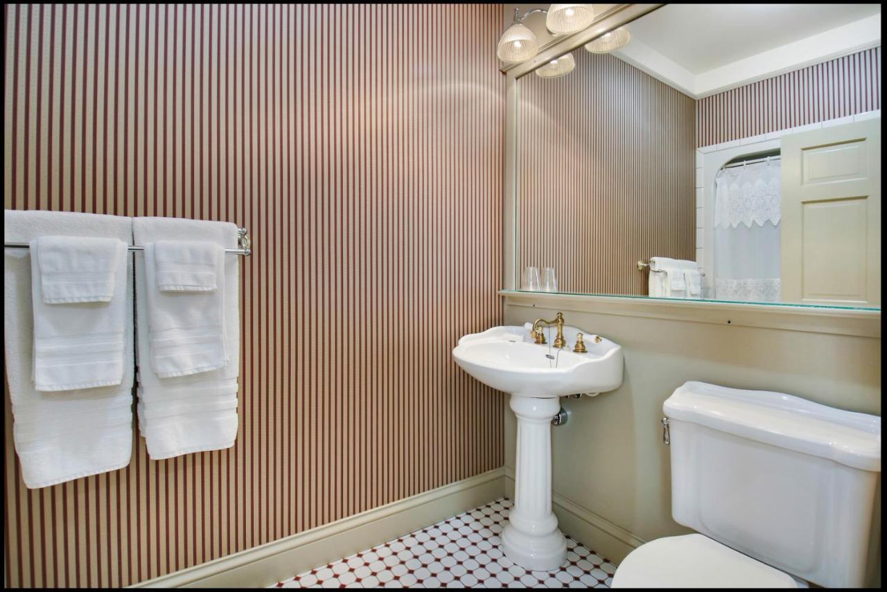 Carnegie Hall Boutique Hotel Ladysmith Bagian luar foto