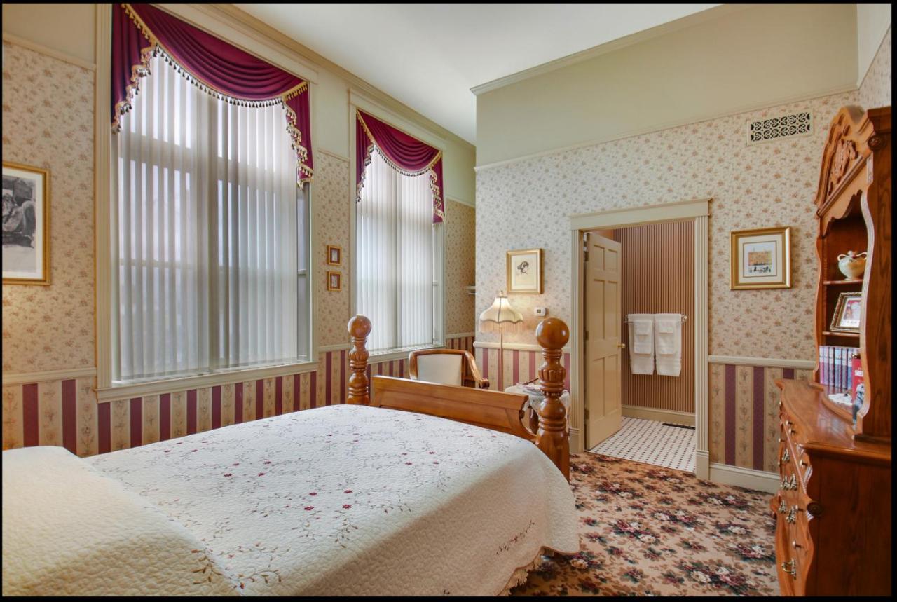 Carnegie Hall Boutique Hotel Ladysmith Bagian luar foto